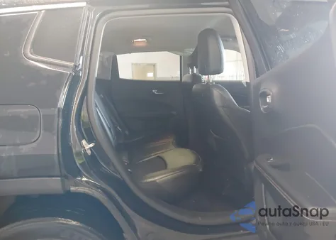 2020 Jeep Compass Latitude 4X4 из США, поврежденный, VIN 3C4NJDBB5LT168765